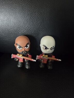 Funko DC Suicide Squad Mystery Minis Deadshot Masked and Unmasked